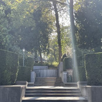 Parc d'Egmont - Parks Near Me - Brussels, BRU