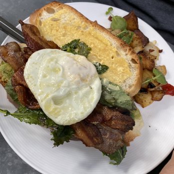 The Ice Plant - BLT with an egg on top - Cocktail Bars Near Me - St. Augustine, Florida