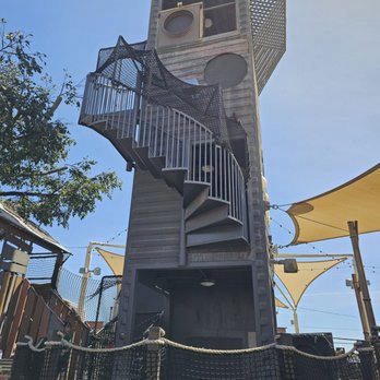 Downtown Container Park - Tree house. - Shopping Centers Near Me - Las Vegas, Nevada