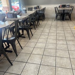 Banh Mi by Rice and Spoon - Dining area