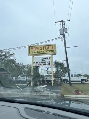 Mom's Place Restaurant by null
