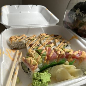 Mihana Restaurant - Alaska Roll and House Spicy Tekka Maki - Japanese Near Me - Manteca, California Mihana Restaurant - Alaska Roll and House Spicy Tekka Maki - Japanese Near Me - Manteca, California