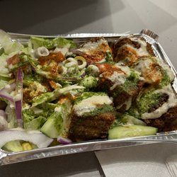 Vegan falafel platter
