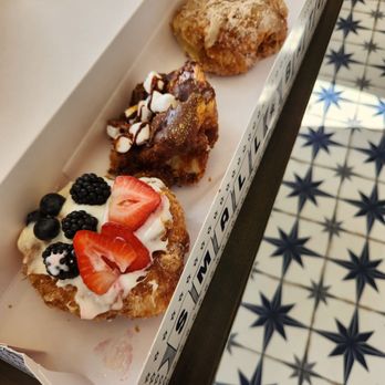 Parlor Doughnuts - Fruit tart, campfire and French toast - Donuts Near Me - Lancaster, Pennsylvania