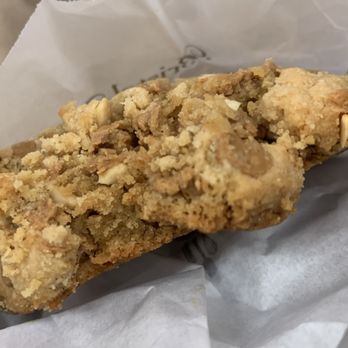 Bristol Farms - Inside of the peanut butter cookie - Grocery Near Me - South Pasadena, California Bristol Farms - Inside of the peanut butter cookie - Grocery Near Me - South Pasadena, California