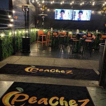 Peachez - Outside style patio - Lounges Near Me - Houston, Texas Peachez - Outside style patio - Lounges Near Me - Houston, Texas