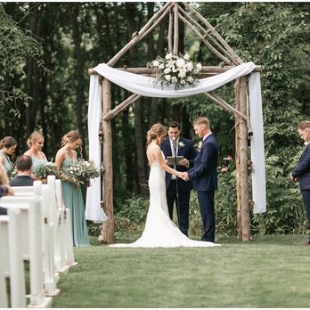 Bloom Lake Barn - Bloom Lake Barn Ceremony - Venues & Event Spaces Near Me - Shafer, Minnesota