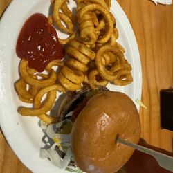 Beef 'O' Brady's - Cheeseburger and curly fries