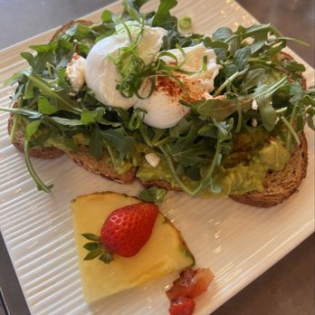 Moena Café - Avocado toast with poached egg. - Cafes Near Me - Honolulu, Hawaii Moena Café - Avocado toast with poached egg. - Cafes Near Me - Honolulu, Hawaii