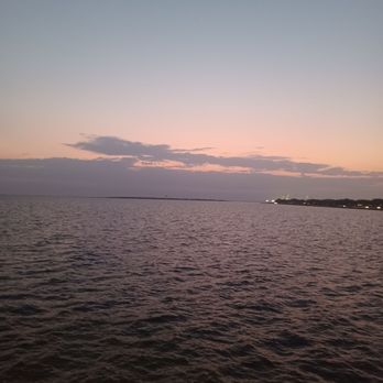 Pascagoula Beach Park - Parks Near Me - Pascagoula, Mississippi