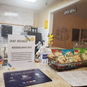 Rustika Cafe and Bakery - Welcoming environment - Bakeries Near Me - League City, Texas