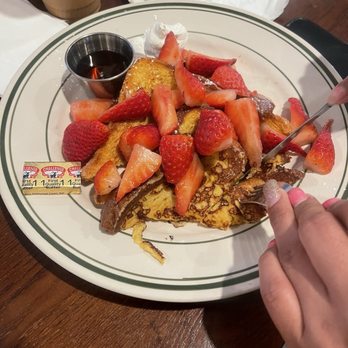 O'side Bakery - French toast - Breakfast & Brunch Near Me - Oceanside, California