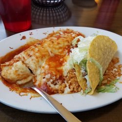 La Fuente Mexican Restaurant - Lunch special #6