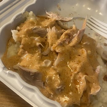 Googie Grill - Fried Chicken (creamy chipotle sauce with fried chicken over mashed potatoes) - American Near Me - Seaside, California Googie Grill - Fried Chicken (creamy chipotle sauce with fried chicken over mashed potatoes) - American Near Me - Seaside, California