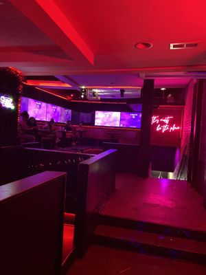 Red Lounge Bar & Grill by null