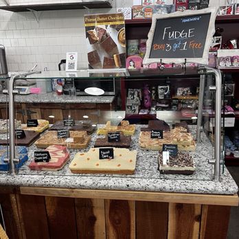 Bravo Farms Traver - Cheese Shops Near Me - Traver, California