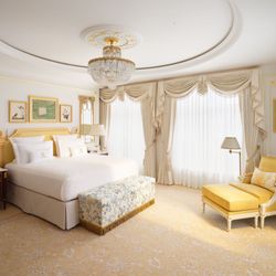 Grand Deluxe Room