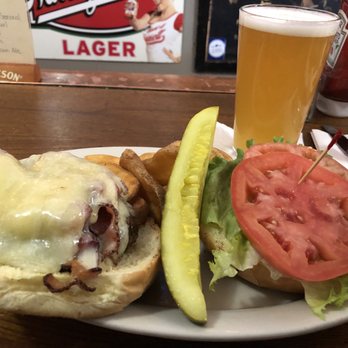 Horsefeathers - Bacon cheddar burger - New American Near Me - North Conway, New Hampshire Horsefeathers - Bacon cheddar burger - New American Near Me - North Conway, New Hampshire
