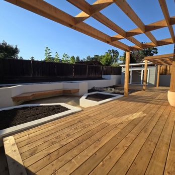 Accurate Home Remodeling - Low raised stucco planters in front of decking/pergola - Kitchen & Bath Near Me - Pleasant Hill, California Accurate Home Remodeling - Low raised stucco planters in front of decking/pergola - Kitchen & Bath Near Me - Pleasant Hill, California