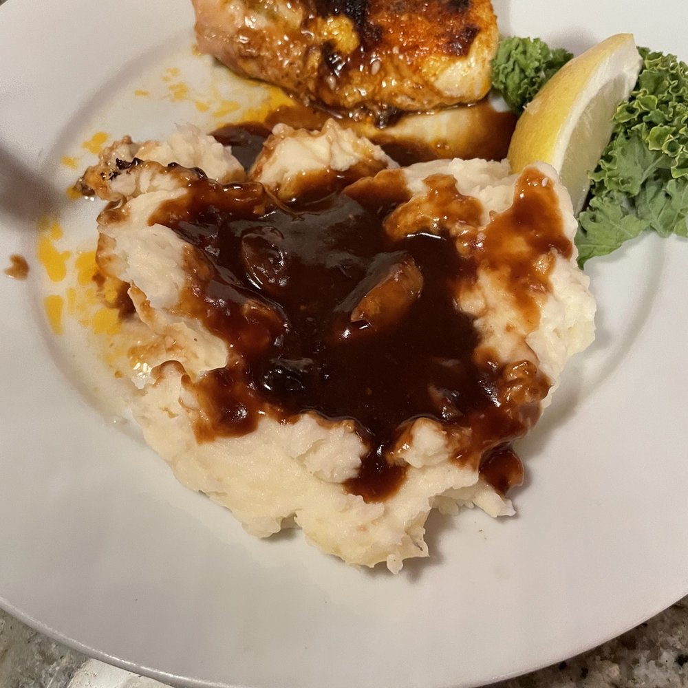 The Mesquitery - Halibut with mashed potatoes - Seafood Near Me - Hood River, Oregon The Mesquitery - Halibut with mashed potatoes - Seafood Near Me - Hood River, Oregon