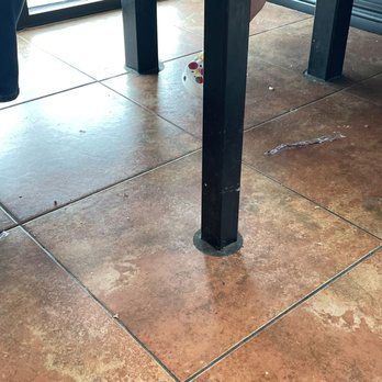Braum's Ice Cream & Dairy Stores - Floors hadn't been swept in days it seemed. - Fast Food Near Me - McKinney, Texas