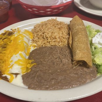 Chuy's Mexican Restaurant 5 - Flauta Combination Plate - Mexican Near Me - Haltom City, Texas