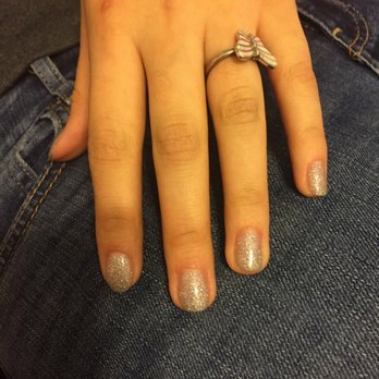 Quality Nails & Spa - Great gel polish manicure - Nail Salons Near Me - Long Beach, California