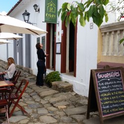 Celeiro Armazém Tropical - Charming little restaurant.