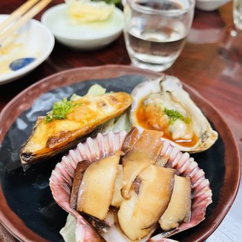 Sasabune Beverly Hills - 4th Omakase Course: Shell Trio (Oyster / Mussel Clam / Baked Scallop) - Sushi Bars Near Me - Beverly Hills, California Sasabune Beverly Hills - 4th Omakase Course: Shell Trio (Oyster / Mussel Clam / Baked Scallop) - Sushi Bars Near Me - Beverly Hills, California