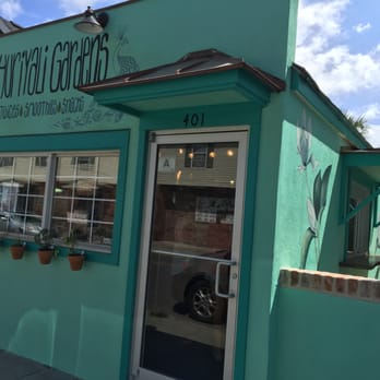 Huriyali - Hidden Gem. Wonderful tasty healthy juices,smoothies and salads.  Lovely couple.  Must visit. - Juice Bars & Smoothies Near Me - Charleston, South Carolina