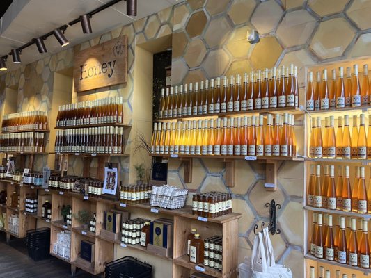 Savannah Bee Company by null