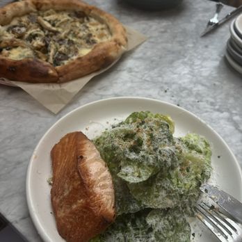 North Italia - Caesar salad with salmon, Funghi pizza, Strozzapreti - Italian Near Me - Houston, Texas North Italia - Caesar salad with salmon, Funghi pizza, Strozzapreti - Italian Near Me - Houston, Texas