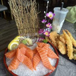 Good Chef Chinese & Japanese Restaurant - Salmon sashimi