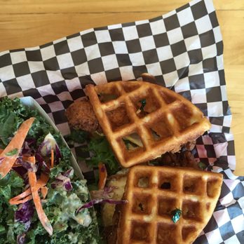 Drae's Lake Route - Super thin batter, missing parts of the waffle all over. Chicken needed to be crunchier. - Chicken Wings Near Me - Seattle, Washington