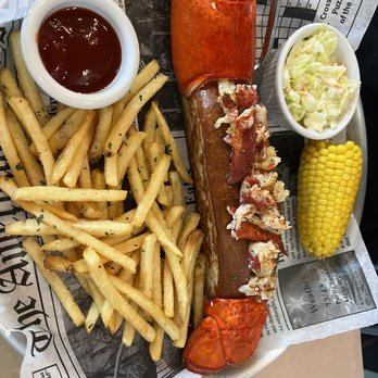 Dancing Camaron Cajun Seafood Boil - Connecticut Style LobsterRoll - Cajun/Creole Near Me - Fort Lee, New Jersey Dancing Camaron Cajun Seafood Boil - Connecticut Style LobsterRoll - Cajun/Creole Near Me - Fort Lee, New Jersey