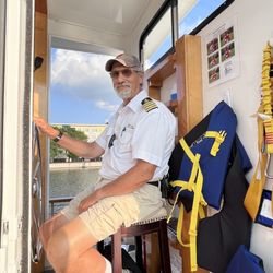 Sam Patch Tour Boat - Captain Larry