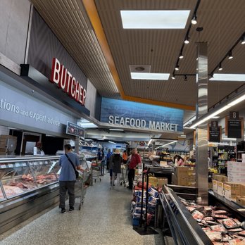 Enson Market - Inside - Grocery Near Me - Orlando, Florida