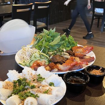 Pho Binh Minh Vietnamese Cuisine - Vietnamese Near Me - Hamilton, Ontario Pho Binh Minh Vietnamese Cuisine - Vietnamese Near Me - Hamilton, Ontario