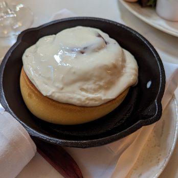 Sarabeth's West - Cinnamon Bun - Breakfast & Brunch Near Me - New York, New York
