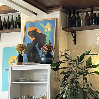Manifest - Inside decor - Vegan Near Me - Lisbon, 11