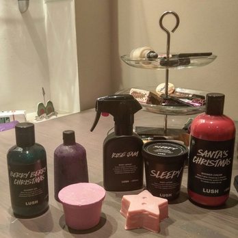 Lush - Cosmetics & Beauty Supply Near Me - Braunschweig, NI