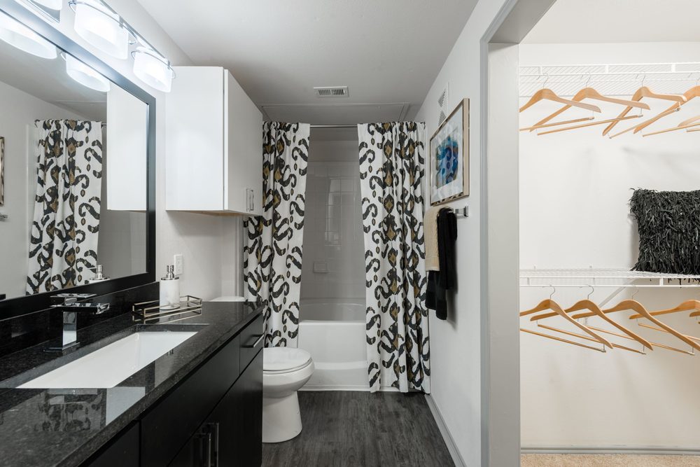 CORTLAND NORTH DALLAS Updated August 2024 44 Photos & 26 Reviews 17811 Vail St, Dallas