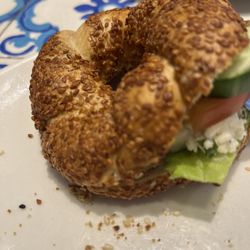 Beyaz Fırın & Brasseire - Simit sandwich