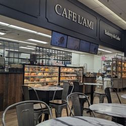 Cafe L'ami - In the back right corner of the HMART