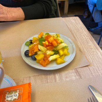 Choupana Caffe - Fruit salad - Bakeries Near Me - Lisbon, 11