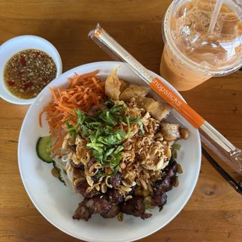 Tiny Saigon - Vermicelli noodles with grilled shrimp, pork and egg roll - Vietnamese Near Me - Corona, California