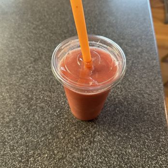 Juice Breeze - TooTart -Strawberry Banana - Juice Bars & Smoothies Near Me - El Sobrante, California