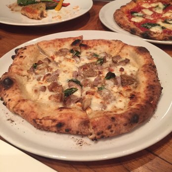 Salvatore Cuomo - Porcini e Porchetta - Porcini mushroom, roasted pork , basil and mozzarella - Pizza Near Me - Taguig City, NCR