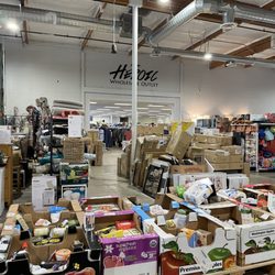 Shop Heroic Wholesale Outlet - Elk Grove - Inside