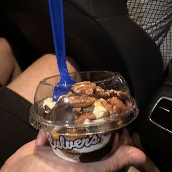 Culver's - Turtle Fresh Frozen Custard To Go IG: @ammysalamii - Burgers Near Me - Schaumburg, Illinois